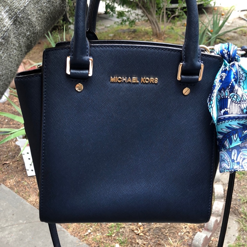 MICHAEL MICHAEL KORS CROSSBODY